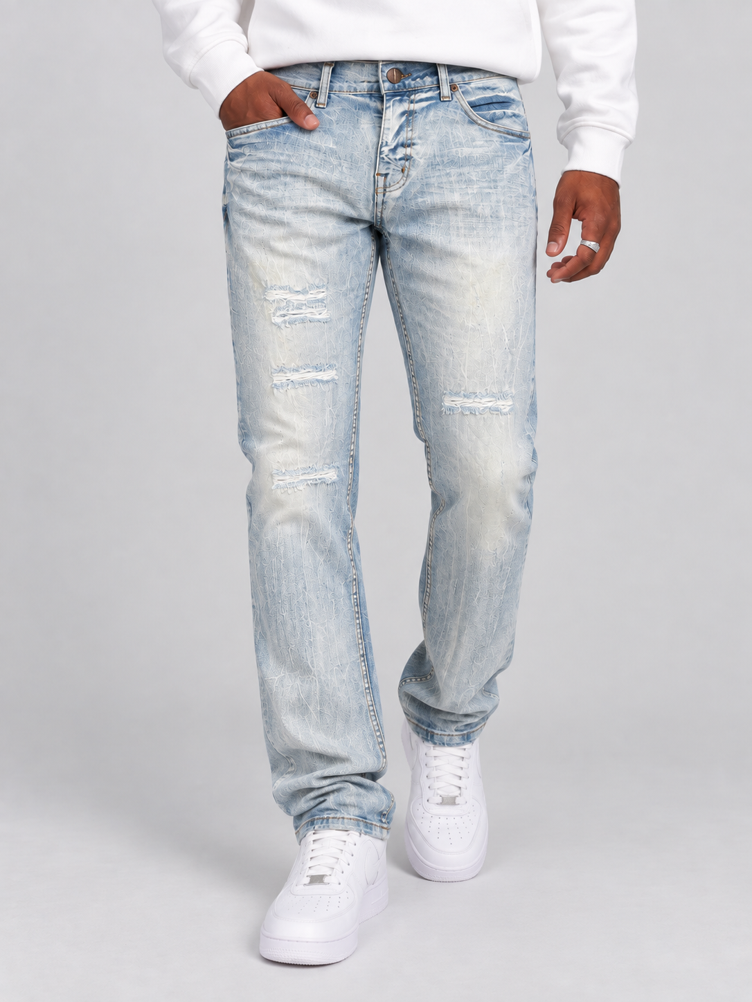 Distressed Straight Fit Jeans